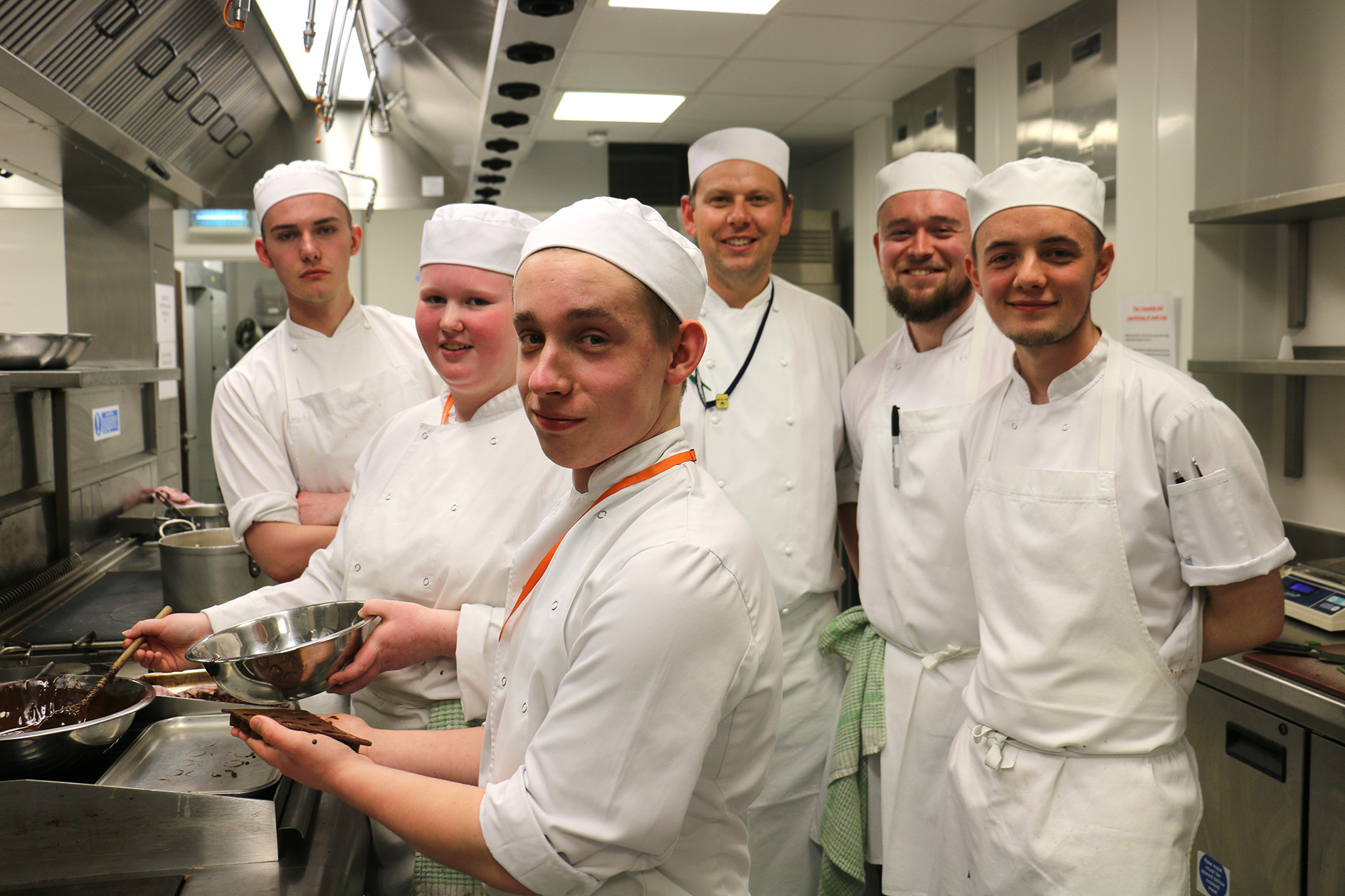 celebrated-local-chefs-inspire-college-students-mansfield-ashfield