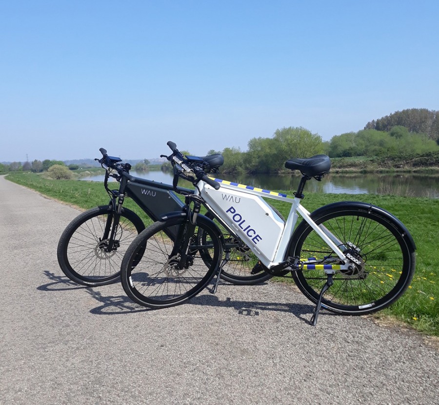 Nottinghamshire’s first electric police bikes trialled - Mansfield