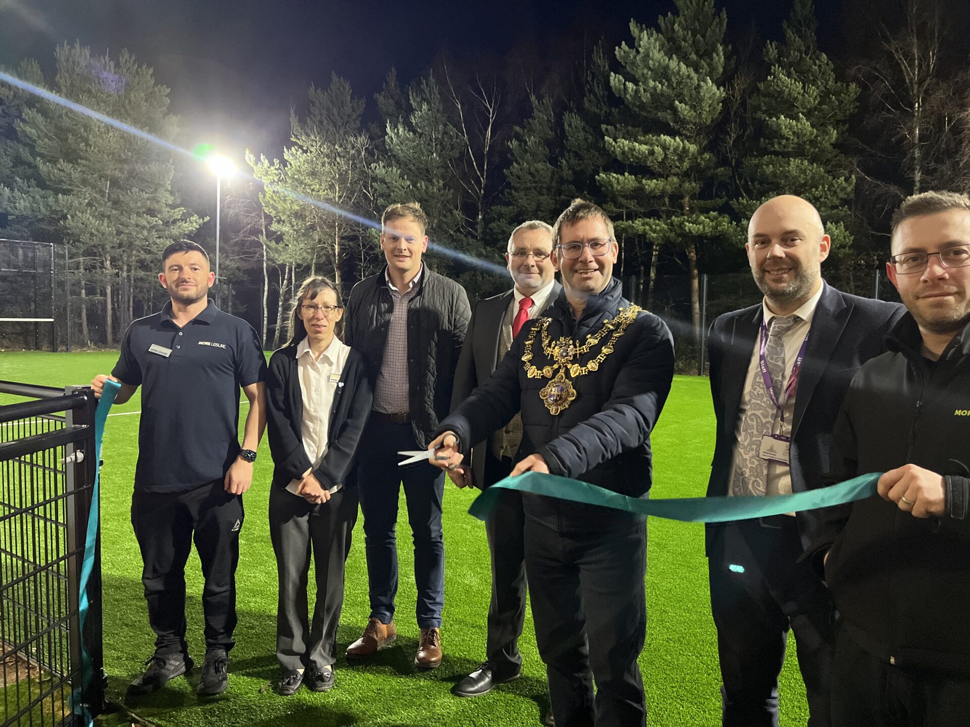 new-4g-training-pitch-opens-at-leisure-centre-mansfield-ashfield