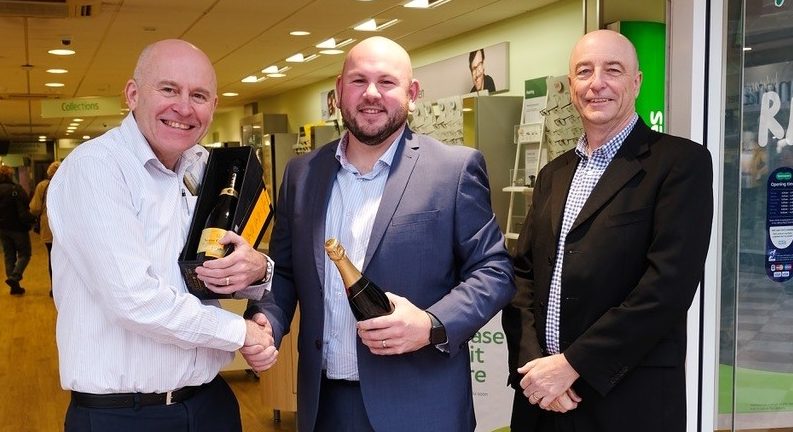 Opticians raise a glass to changes – Mansfield, Ashfield & Sherwood ...